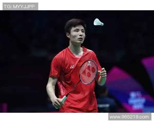 石宇奇跟腱受伤无法退赛，坐轮椅离场！无缘卫冕冠军